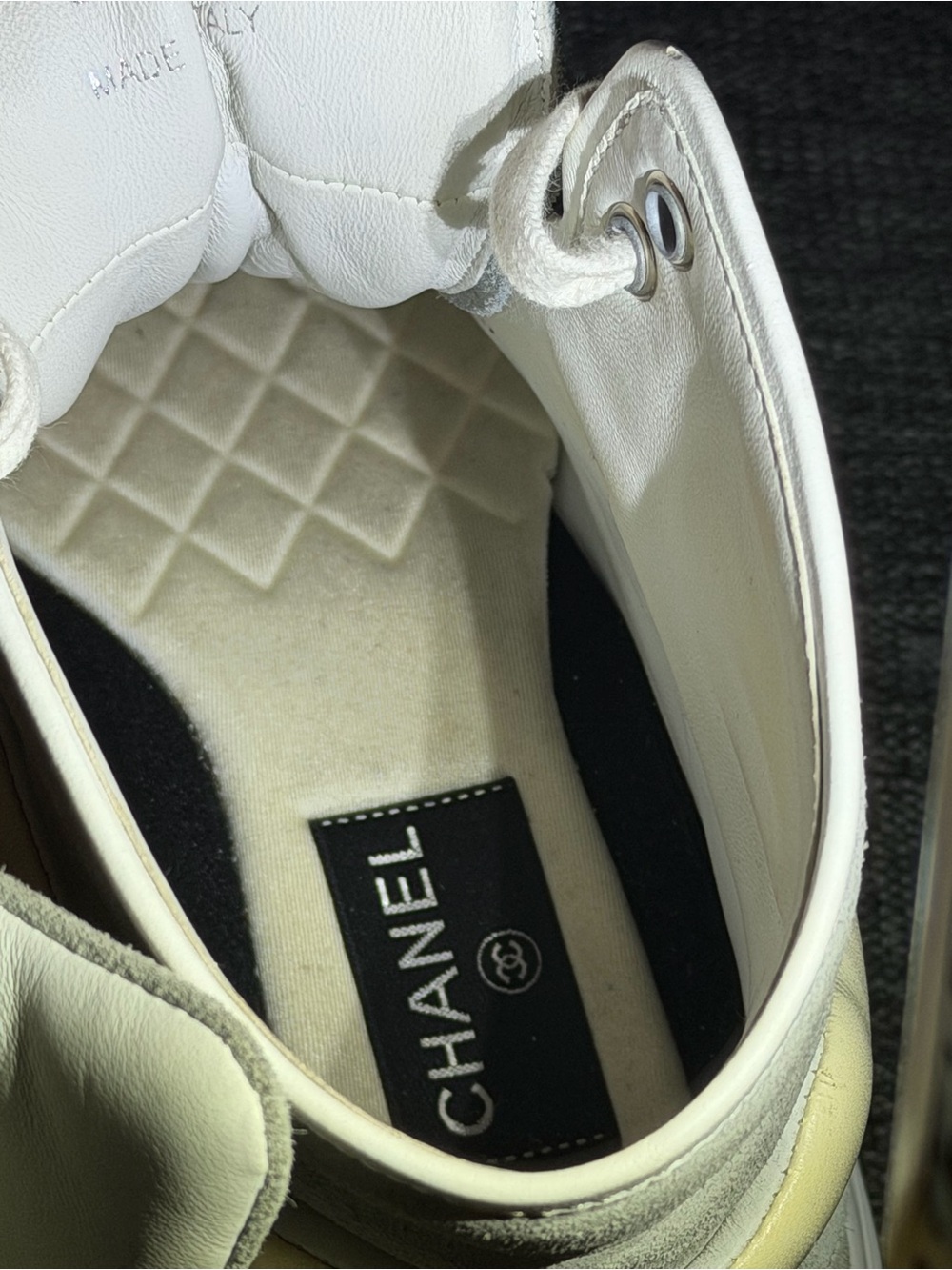 Chanel 18P Blue White Grey CC Logo High Top Trainer Sneakers Women Size US SZ 7 - Picture 13 of 13